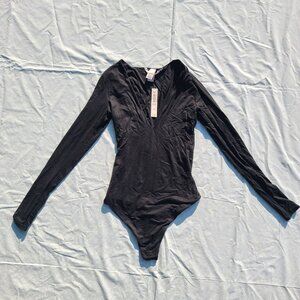 Victoria's Secret FeatherSoft™ Innovation V-Neck Bodysuit - Black - Size XS